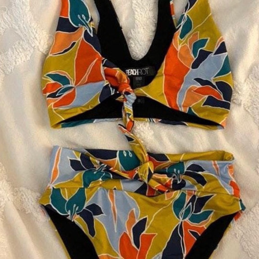 Beach Riot bikini